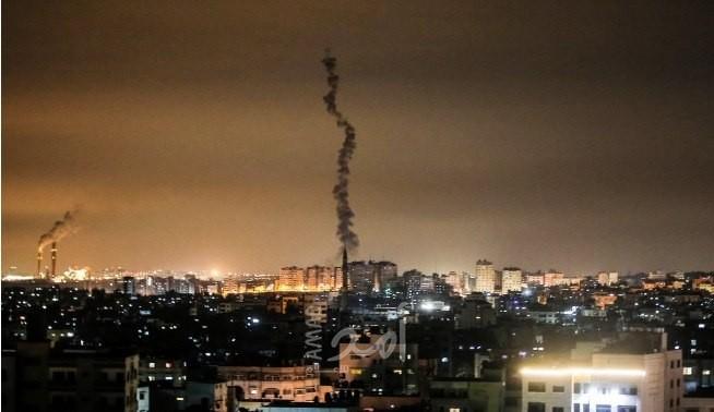 جيش الاحتلال يؤكد اطلاق (6) صاروخ من غزة تجاه البلدات الإسرائيلية والقبة الحديدية تعترض عدداً منها