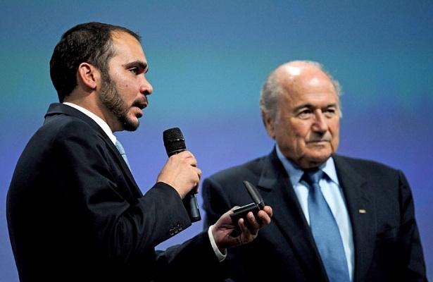 الأمير علي : استقالة بلاتر في وقتها