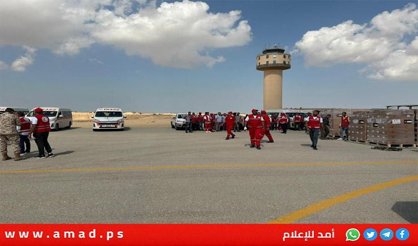 الهلال الأحمر المصرى يستقبل طائرات مساعدة أردنية لايصالها إلى قطاع غزة - صور