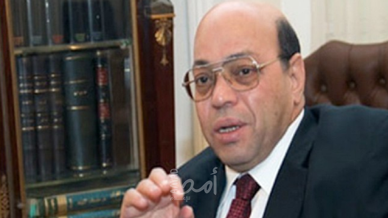وفاة شاكر عبدالحميد وزير الثقافة المصري الأسبق متأثرا بإصابته بـ"كورونا"
