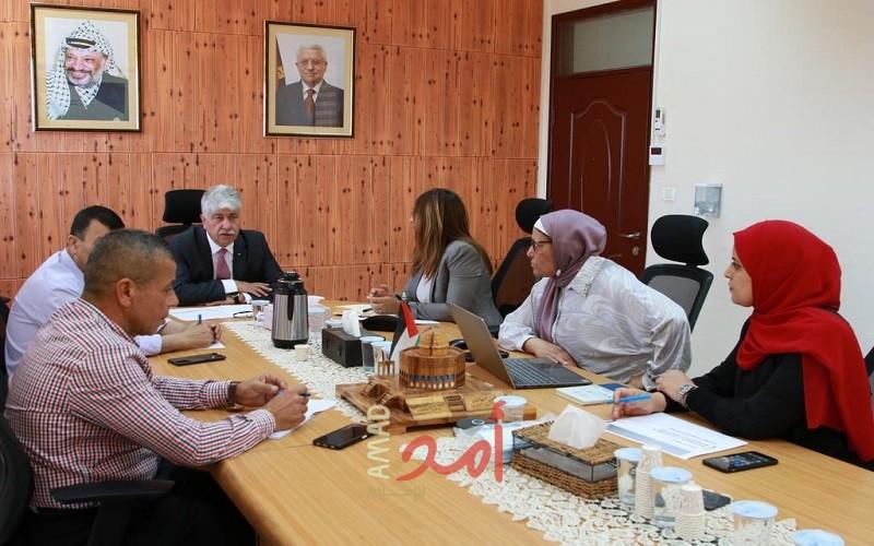 التنمية و العمل الدولية تبحثان سيناريوهات توفير المساعدات الاجتماعية في فلسطين