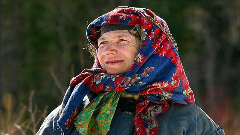 المرأة الروسية الأكثر وحدة فى العالم .. القصة كاملة