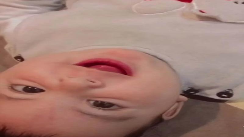 صدمة بوفاة رضيع بعد نشر صورته على فيسبوك بيومين