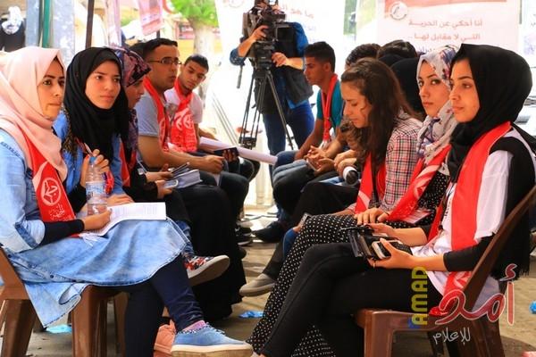 مجموعة من كادرات الجبهة الشعبية تخوض إضراباً مفتوحاً عن الطعام في مقر الصليب بغزة