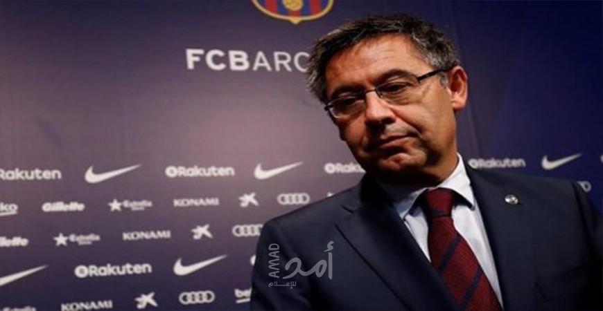 برشلونة مهدد بالحرمان من التعاقد مع اللاعبين لفترتي انتقالات