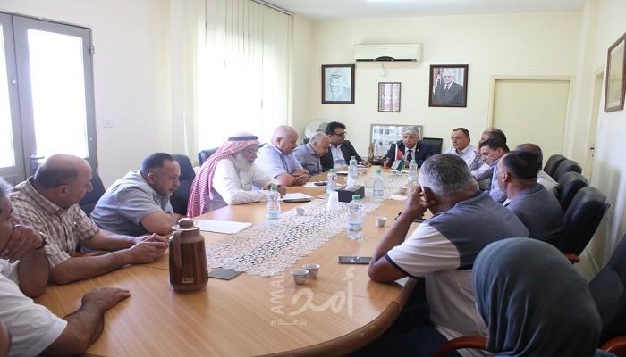 وزير التنمية الاجتماعية يلتقي اللجان الشعبية للمخيمات برام الله