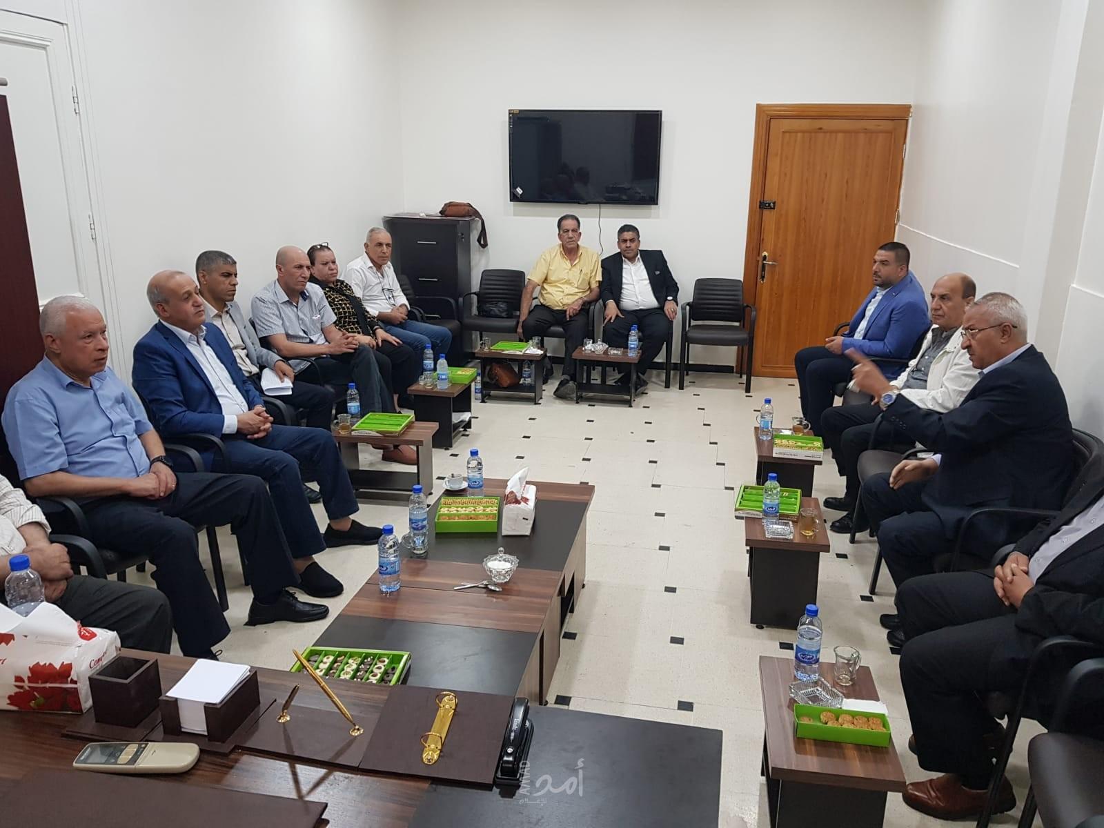 الجبهة الشعبية تستقبل الأمين العام للقيادة العامة طلال ناجي