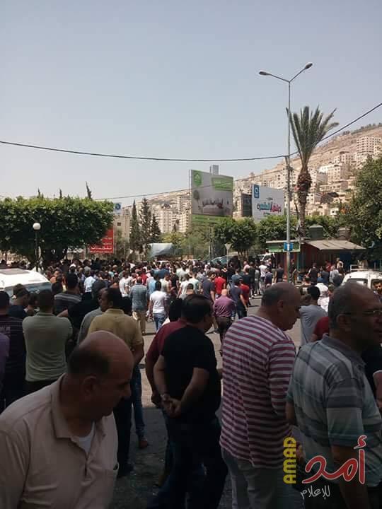 دخول مستوطنون نابلس والجيش الاسرائيلي يفرض حظر تجول