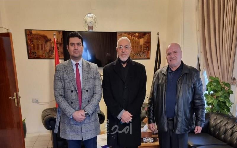 البرديني يطلع القنصل المصري على آخر التطورات على الساحة الفلسطينية