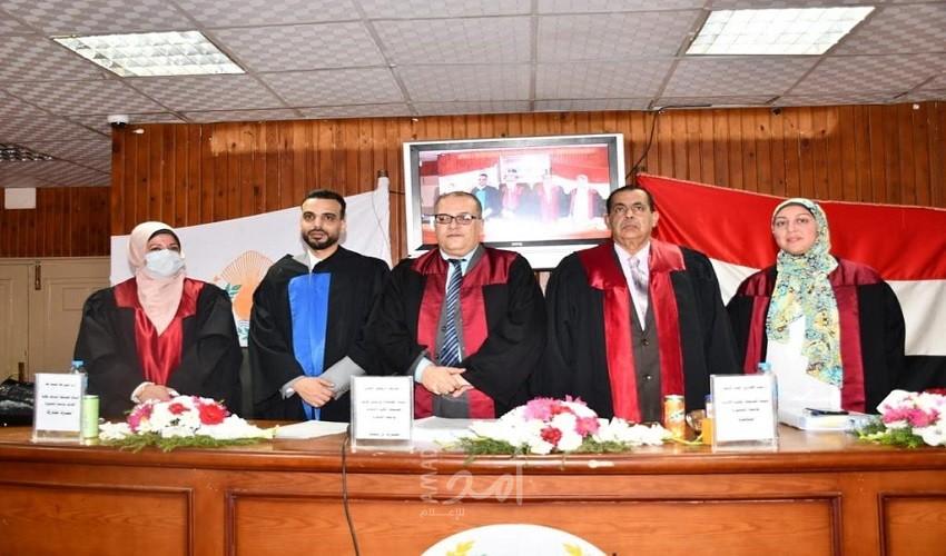 رسالة ماجستير بـ "آداب المنصورة" تناقش السياسة التحريرية للمؤسسات الإعلامية