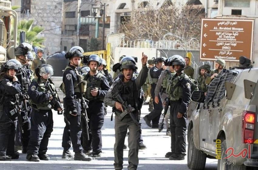 قوات الاحتلال تحاصر منزل عائلة أشرف نعالوة في طولكرم