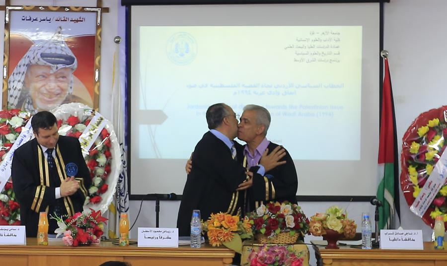 الحقيقة للناس أهم من مشهد عاطفي لا يعبر عن الواقع