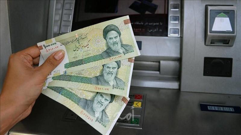 الريال الإيراني يهوي بعد أنباء عن تعثر محادثات الاتفاق النووي