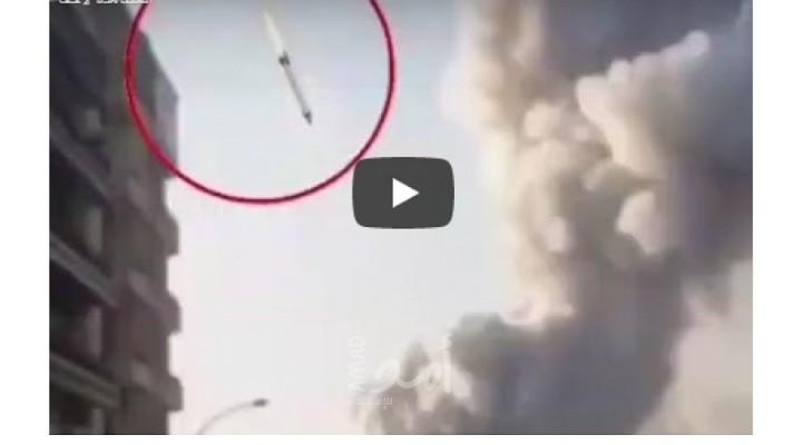 فرانس برس تكشف حقيقة الصاروخ الذي شوهد لحظة انفجار " مرفأ بيروت " - فيديو