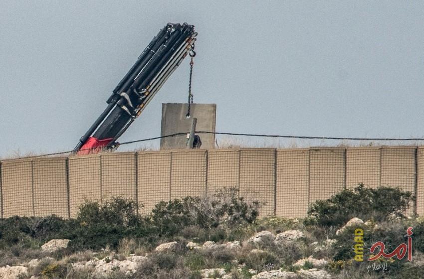 جيش الاحتلال يبدأ بإنشاء جدار خرساني عند السياج الفاصل في غزة