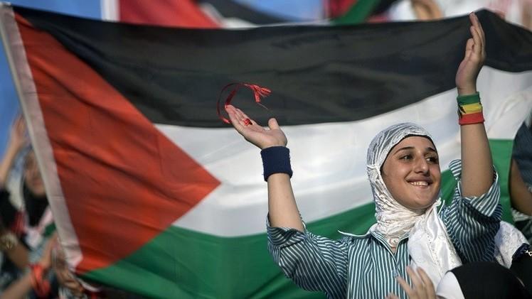 تغريم سيلتيك وسانت جونسون الاسكتلنديين بسبب رفع علم فلسطين