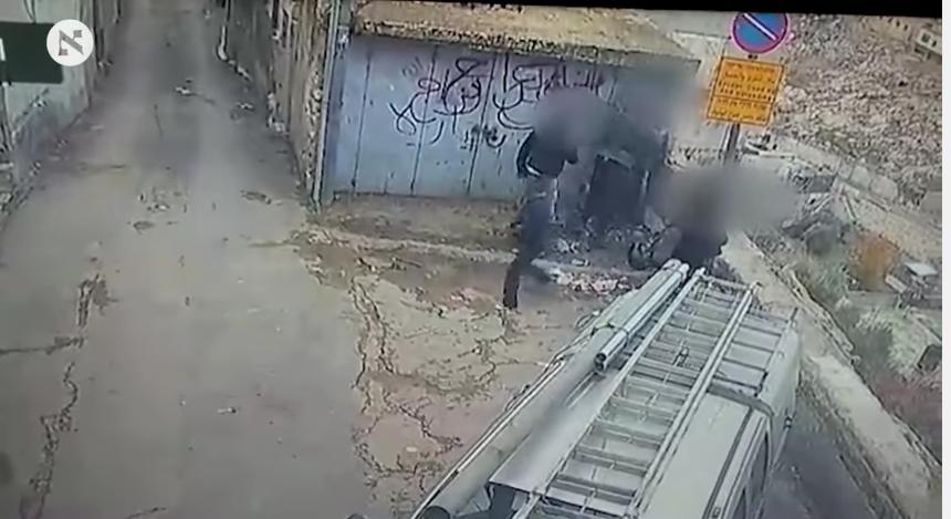 فيديو: مستوطنون يعتدون على شبان مقدسيين في سلوان