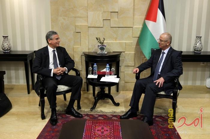 الحمد الله يبحث مع وفد من البنك الدولي دعم عدد من المشاريع الحيوية
