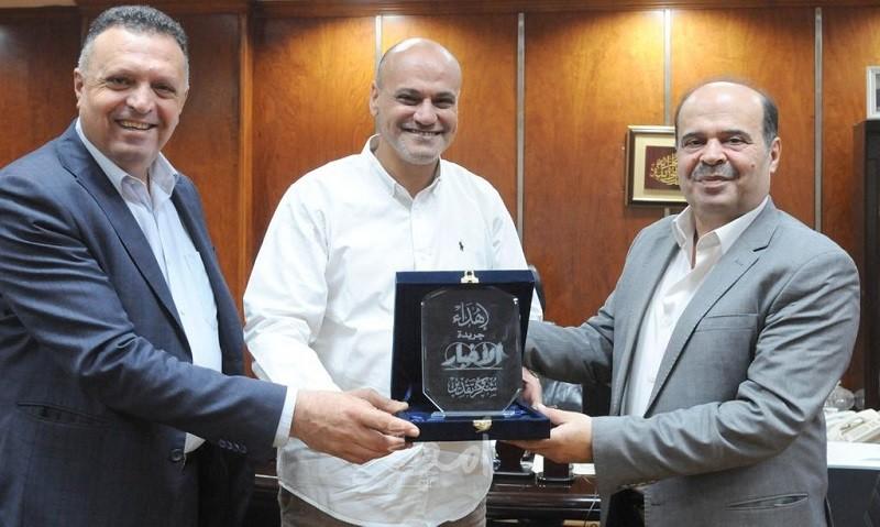 أمين عام اتحاد الصحفيين العرب يستقبل وفد فلسطين الإعلامي