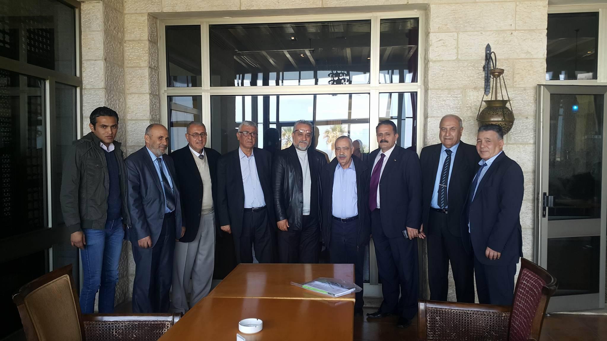 بالصور .. الشخصيات المستقلة تجتمع مع المدني لتنفيذ خطوات المصالحة
