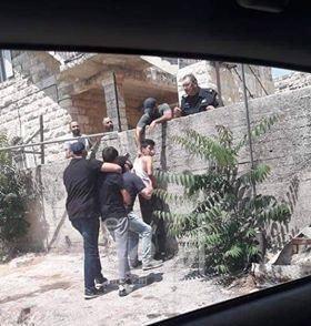 القدس: قوة إسرائيلية خاصة تختطف عدداً من الأطفال في مخيم شعفاط