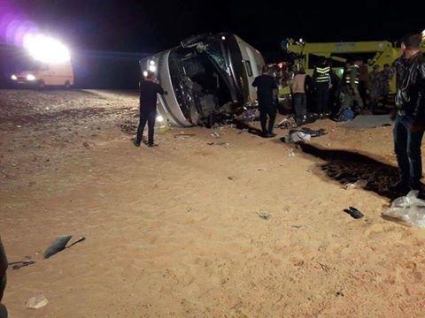 وفاة 16 معتمر فلسطيني واصابة العشرات اثر انقلاب حافلة على الحدود الأردنية السعودية