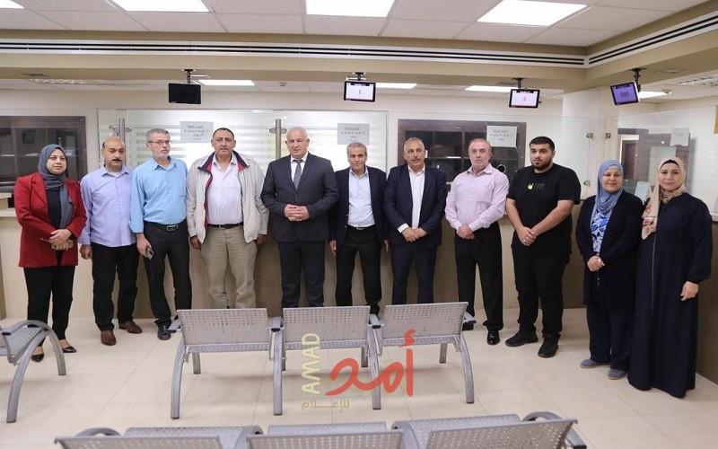 قلقيلية:"وزير الداخلية والمحافظ يبحثان مع عدد من فعاليات المحافظة آفاق العمل المشترك"