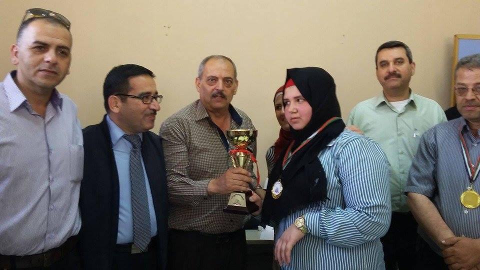 ملكة الشطرنج "نغم رضوان" من تربية قلقيلية بطلة الذكاء على الوطن للعام الثاني على التوالي