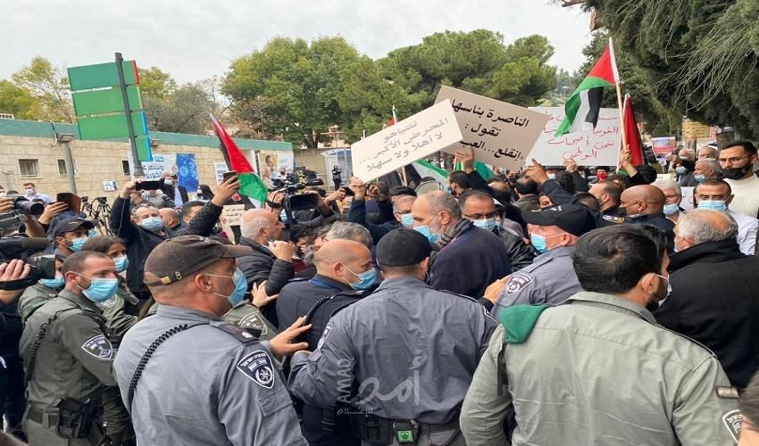 بالصور ... مظاهرات واعتداء على المحتجين ضد نتنياهو بالناصرة