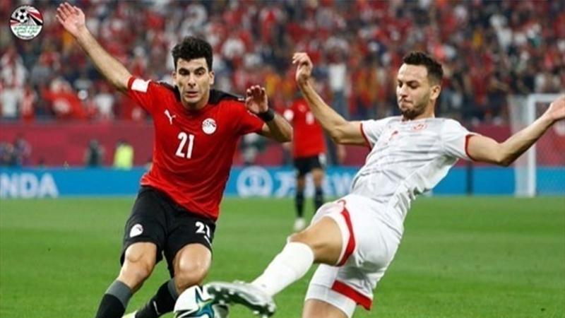 السوليه يهزم مصر ويهدي تونس بطاقة الصعود لنهائي كأس العرب - فيديو