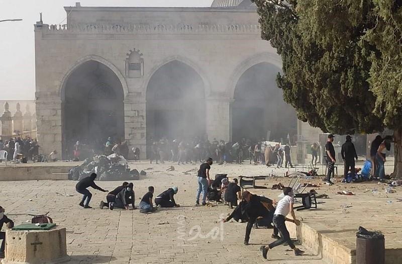 محدث.. تنديد فلسطيني لاقتحام شرطة الاحتلال الهمجي للمسجد الأقصى