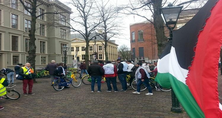 بالصور والفيديو...مسيرة بالدراجات الهوائية دعما لفلسطين في هولندا