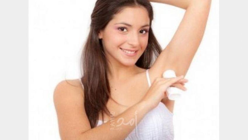 التعرق المفرط مشكلة محرجة والتخلص منها في المنزل سهل