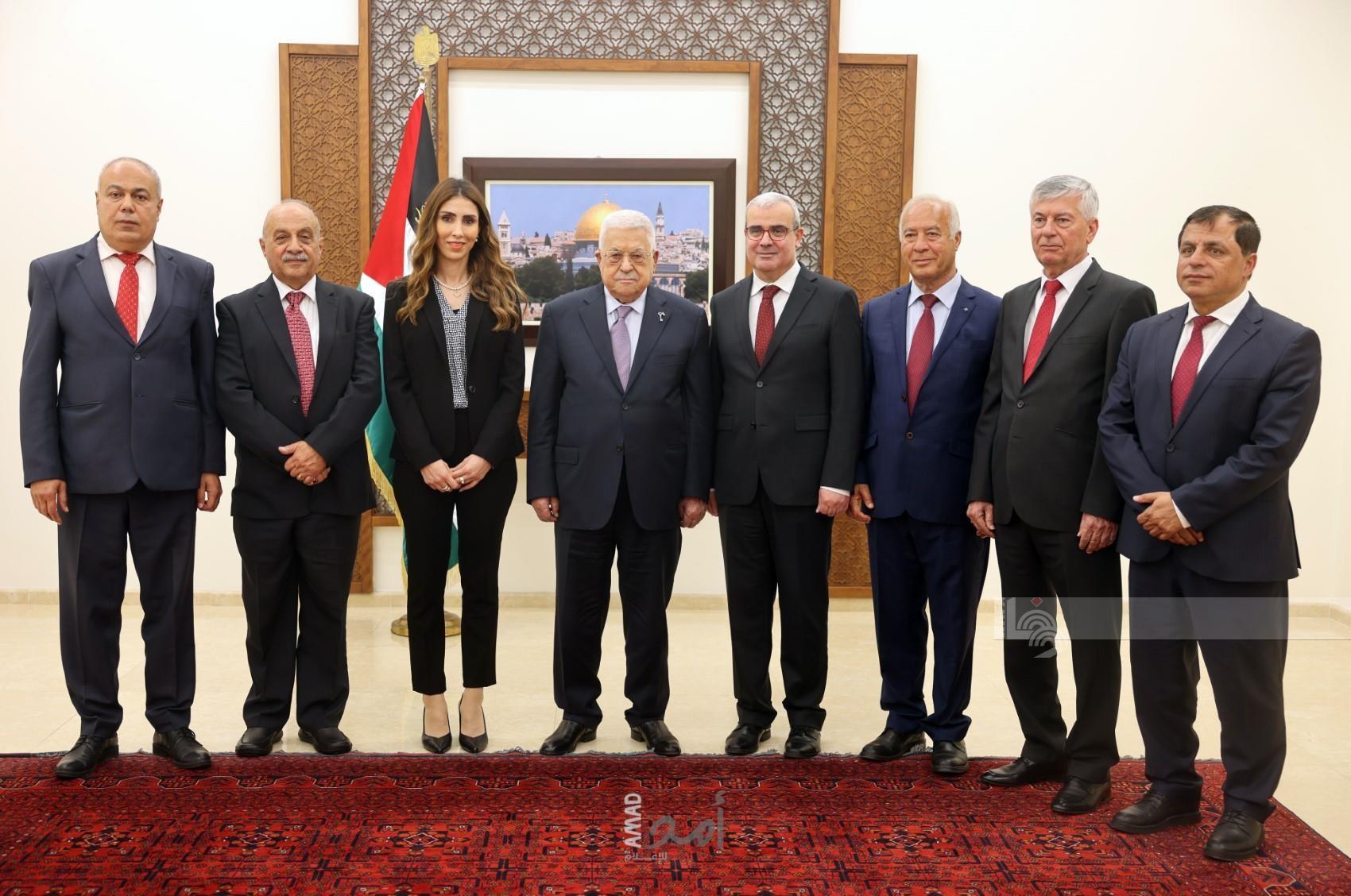أعضاء جدد في مجلس إدارة سلطة النقد يؤدون اليمين القانونية أمام الرئيس