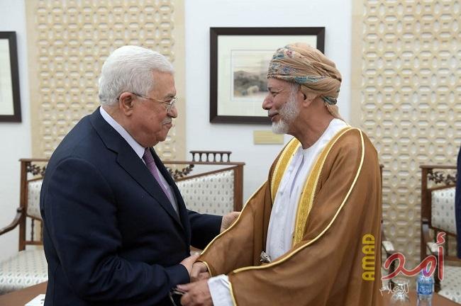 صحيفة تكشف "حقيقة الدور العماني" في عملية السلام و"شرط عباس" لاستئناف المفاوضات