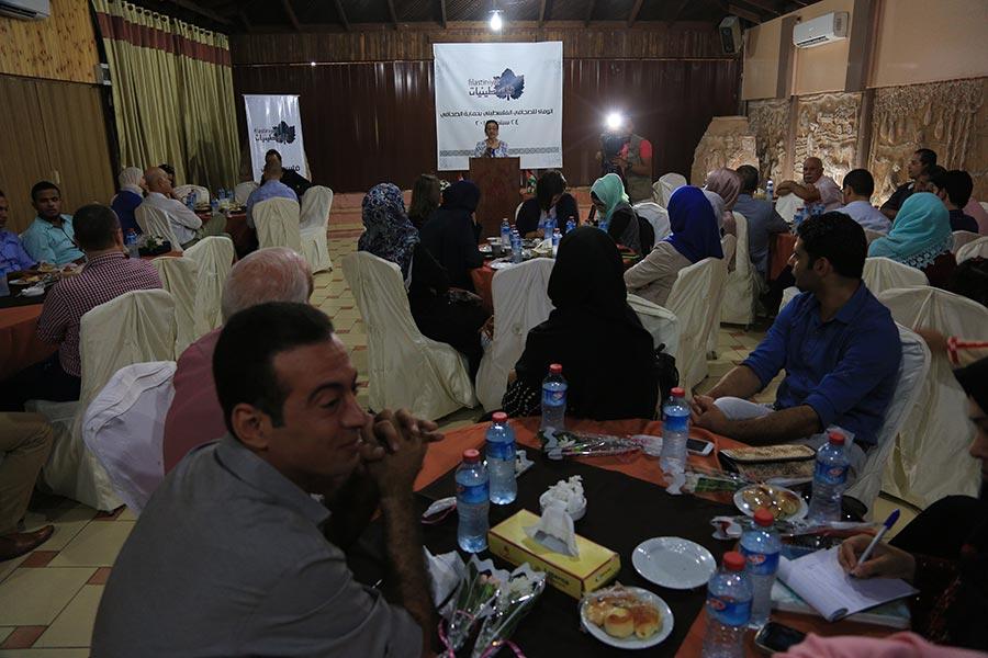 فلسطينيات تكرّم الصحفيين وتقترح تشكيل ائتلاف يحميهم