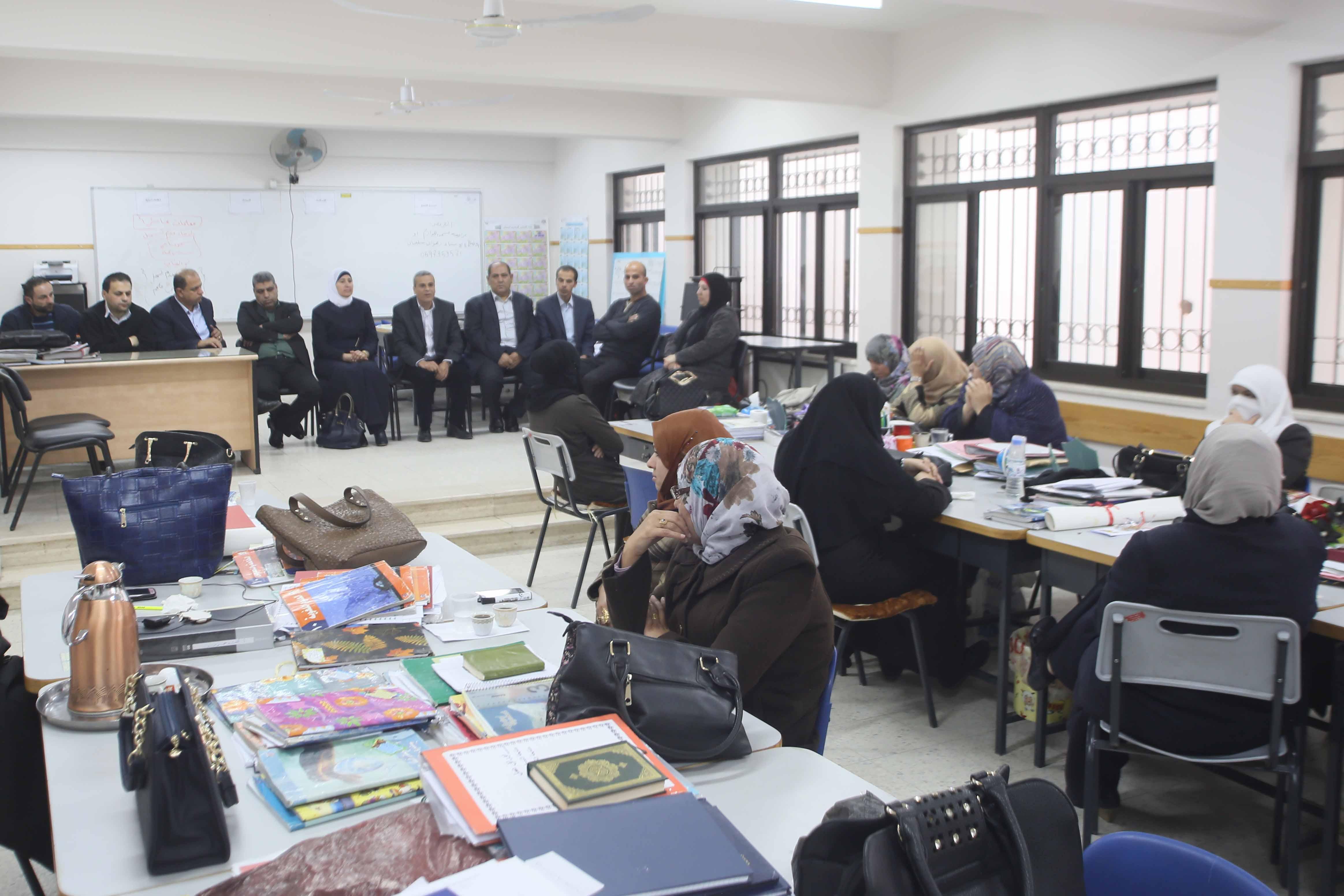 قلقيلية : ورشة للتعريف بصندوق المرأة التابع للمجلس الاقتصادي الفلسطيني للتنمية والاعمار (بكدار).