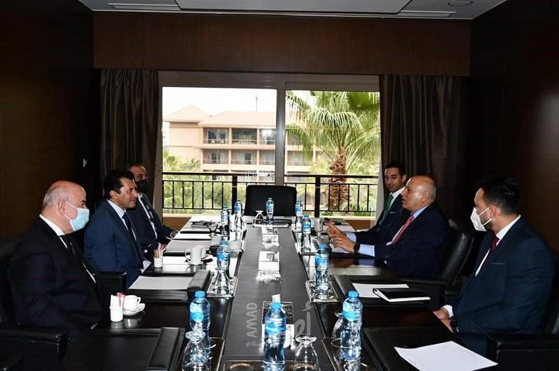 الرجوب يبحث مع وزير الشباب والرياضة المصري تعزيز التعاون