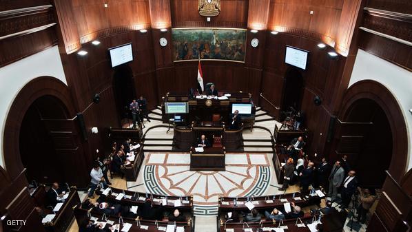 لجنة الخمسين تقر جميع مواد الدستور المصري