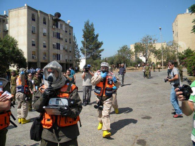 وزير الاسكان الإسرائيلي: جبهة اسرائيل الداخلية ستصاب بالشلل في المعركة القادمة بغزة