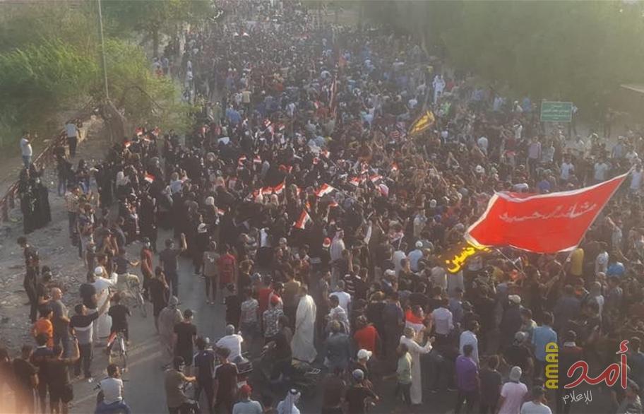 رويترز: متظاهرون يقتحمون مقر القنصلية الإيرانية في البصرة العراقية