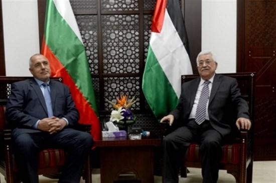 في لقاء مع الرئيس البلغاري ..الرئيس عباس يطالب بعقد مؤتمر دولي للسلام