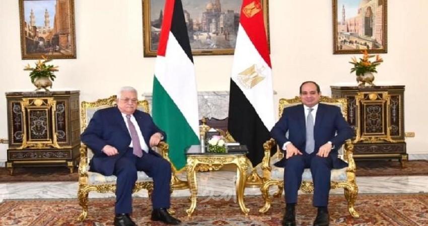 السيسي يؤكد دعمه للقضية الفلسطينية.. وعباس يشيد بدور مصر وخاصة مبادرة إعادة إعمار غزة