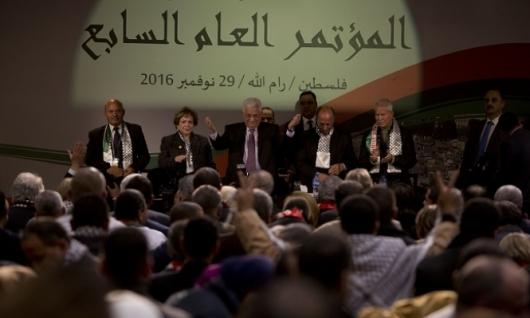 "قدس برس":  ارتياح إسرائيلي "حذر" لنتائج مؤتمر حركة "فتح" بعد مساعدتها لعباس في عقده