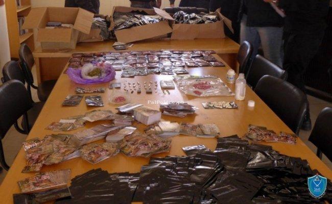 انتحار تاجر مخدرات بعد مداهمة قوة أمنية لحماس منزله في خانيونس