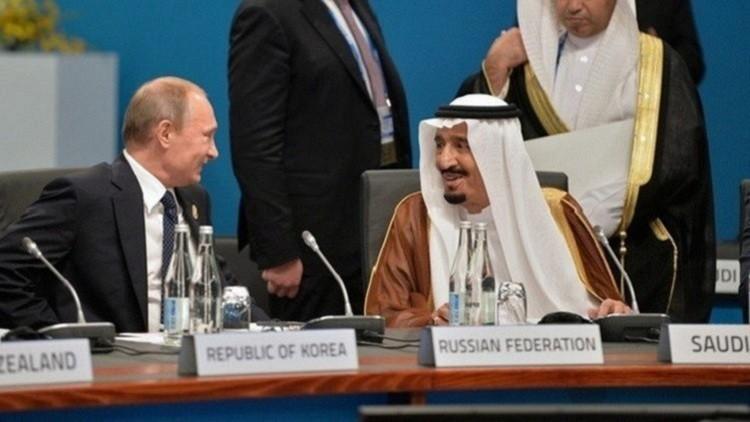 الملك سلمان ونجله محمد يهنئان بوتين بعيد روسيا الوطني