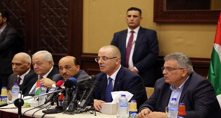 صحيفة: "وعود" الحمدالله تحبط سكان غزة