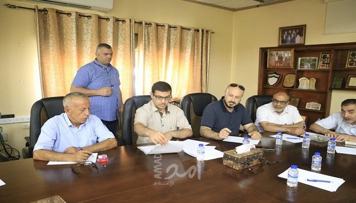 بلدية قلقيلية تستكمل لقاءها مع أصحاب المشاتل الزراعية