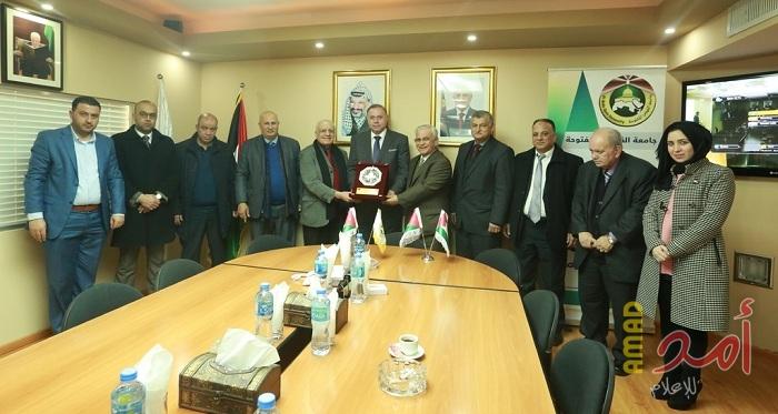 رئيس جامعة عمان العربية يزور "القدس المفتوحة" ويبحث التعاون بين الجامعتين