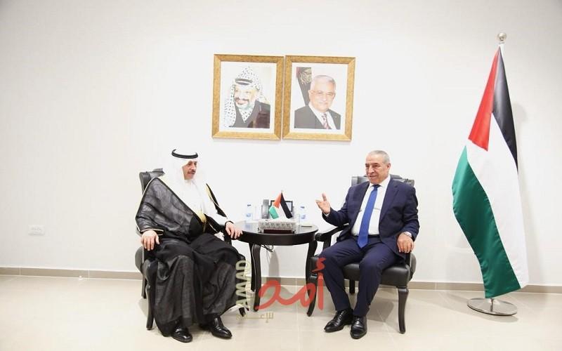 الشيخ يلتقي السفير السعودي لبحث التطورات السياسية